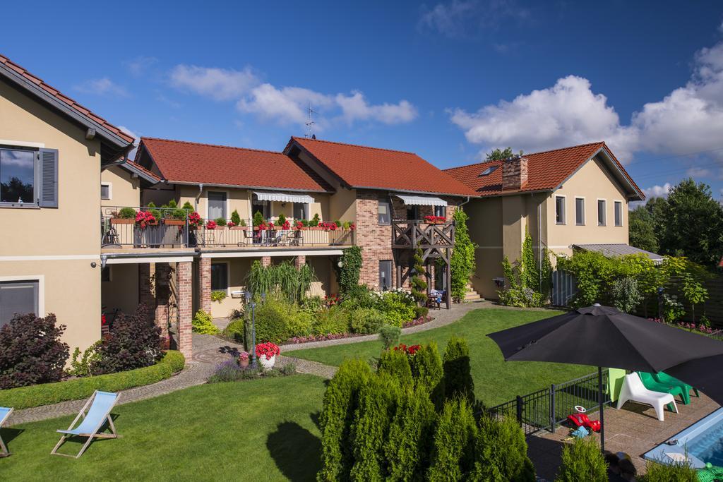 Villa Mare Apartamenty Grzybowo  Kültér fotó